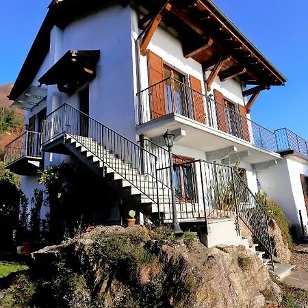 Casa Vista Castelli Cannobio