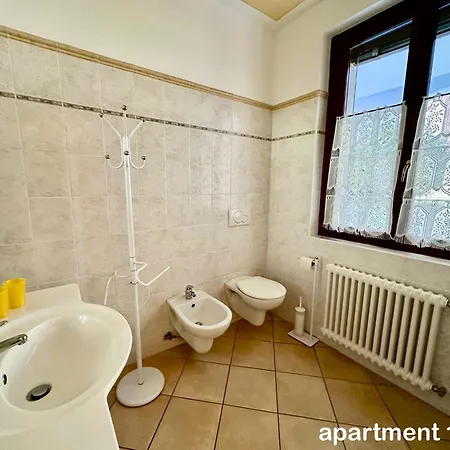 Casa Vista Castelli 카노비오