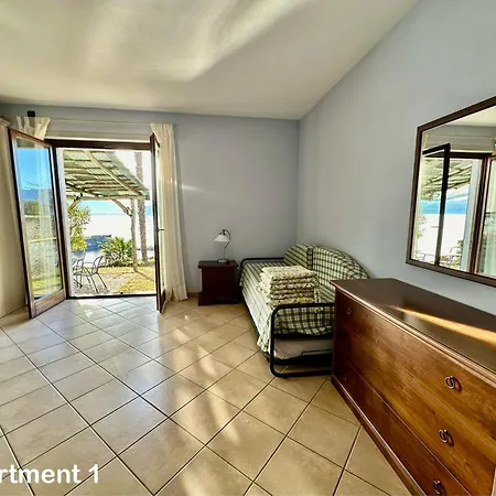 Casa Vista Castelli 아파트 카노비오